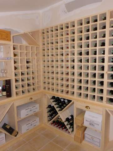 Création d'une cave en bois sur-mesure près de Libourne Création d'une cave en bois sur-mesure près de Libourne