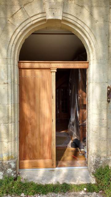 Refabrication d'une porte d'entrée à l'identique à Langon